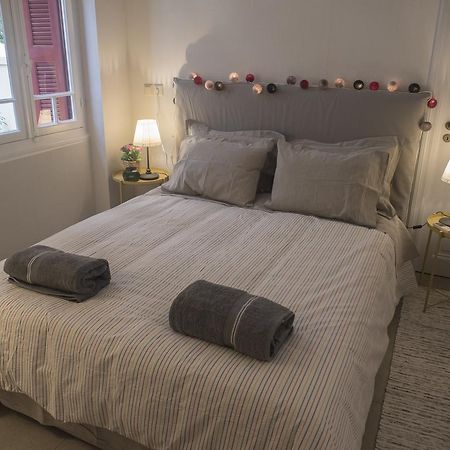 Athenian Neoclassical Apartment Екстер'єр фото