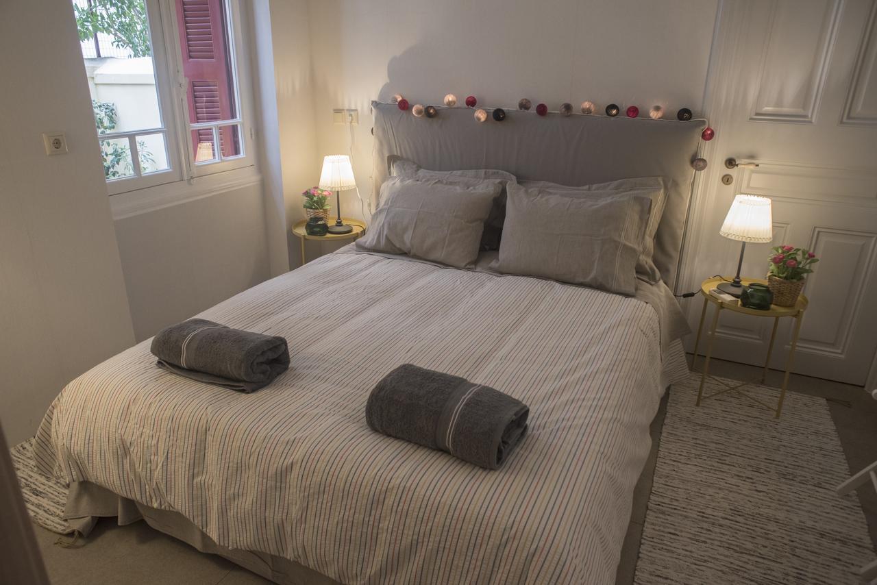 Athenian Neoclassical Apartment Екстер'єр фото